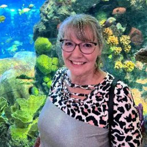 Meet your Posher, Deborah